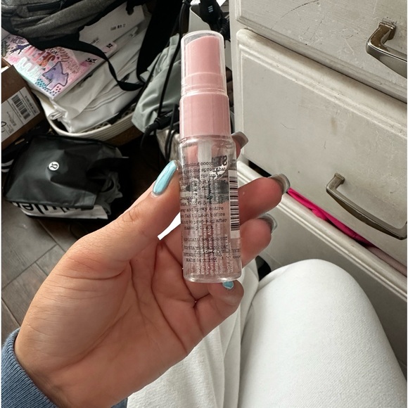 Setting spray - Picture 2 of 2